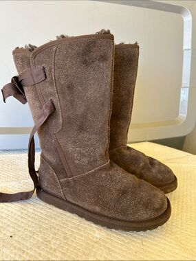 UGG Brown Suede Shearling-Trim Boots with Back Ribbon